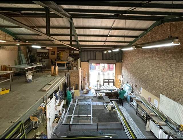 INDUSTRIAL PROPERTY TO RENT IN HENNOPSPARK